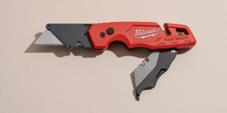 Choosing the Right Builders Knife for Construction Projects