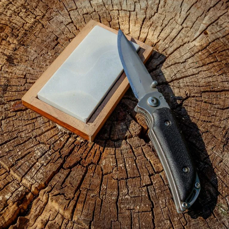 Maintaining And Sharpening Your Builders Knife