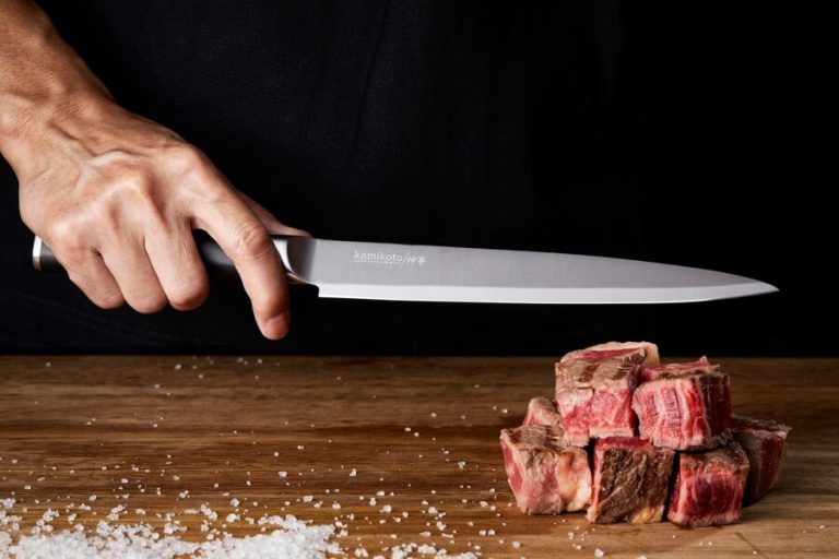 How to Choose the Right Knife for Your Cooking Style