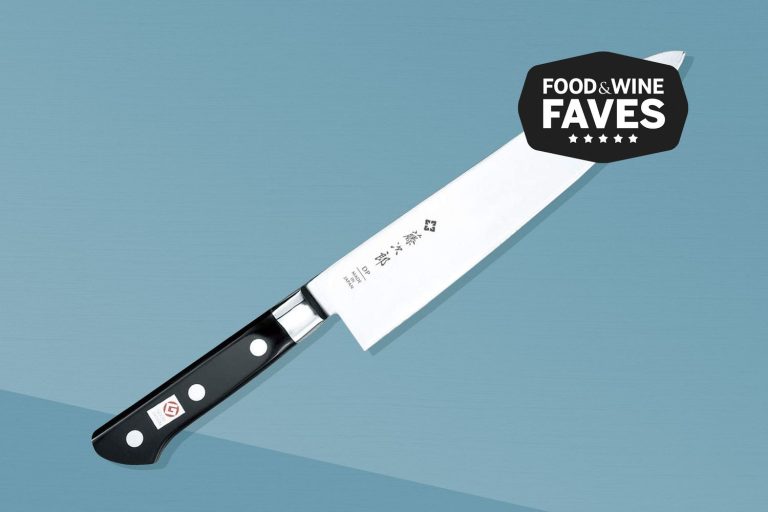 The All-Purpose Hunter: Versatile Knives for Every Task
