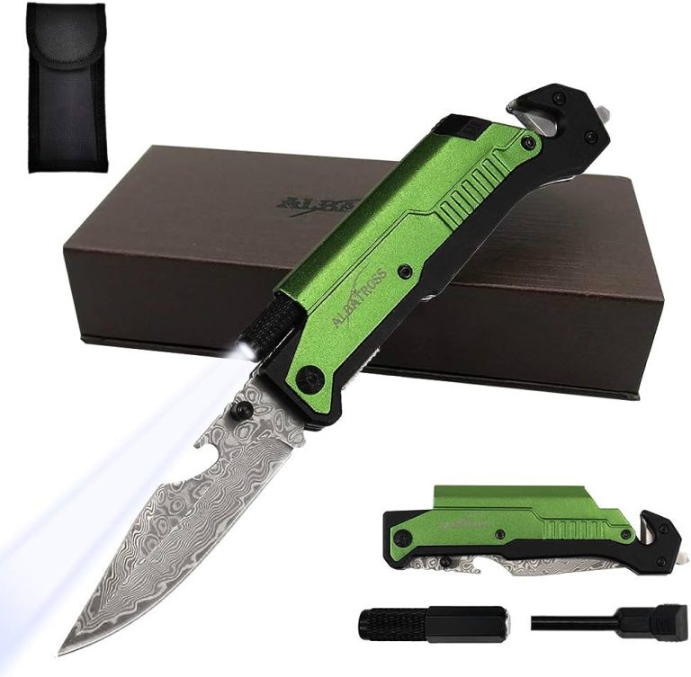 The Role of Damascus Steel in Modern Hunting Knives