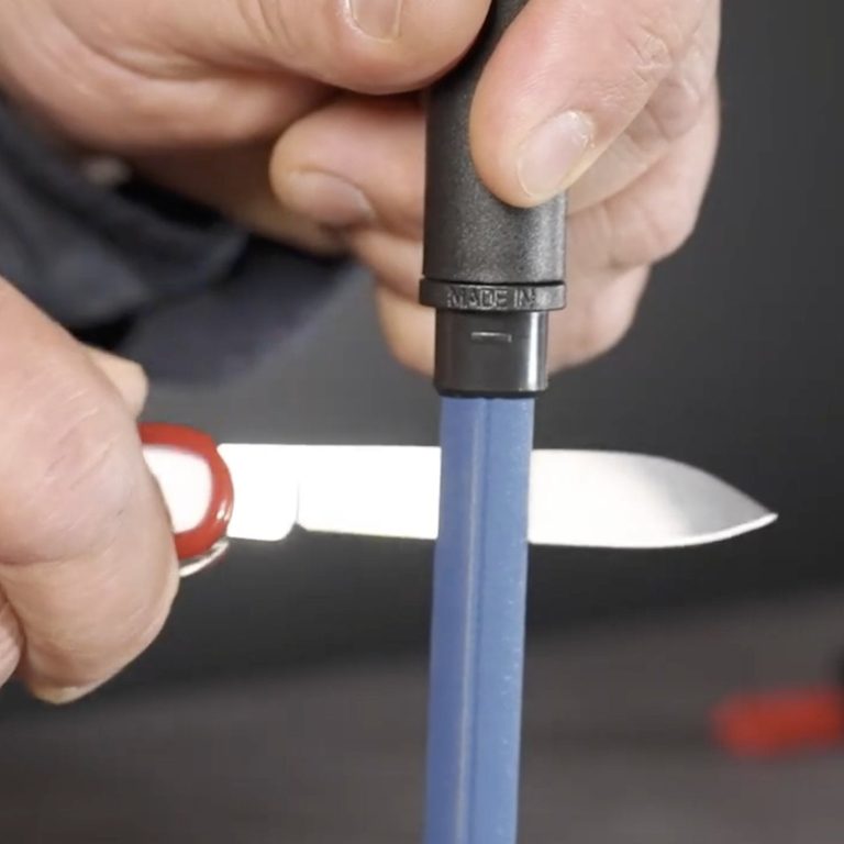 Utility Knives: The Swiss Army Knives of the Kitchen